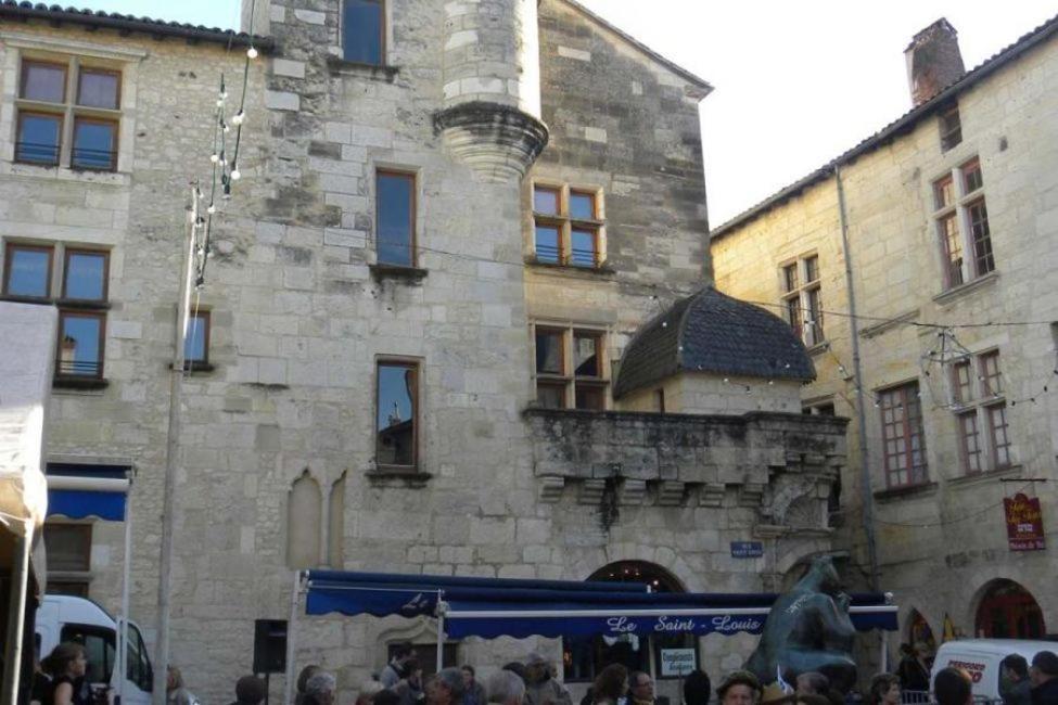 Appartement De Charme Dans Immeuble Haussmannien ペリグー エクステリア 写真